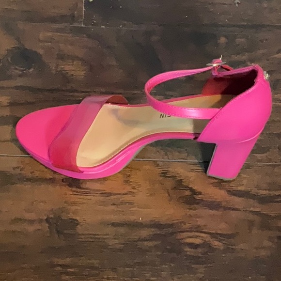 AK Annie Klein pink heels, size 10.5 - Picture 3 of 6